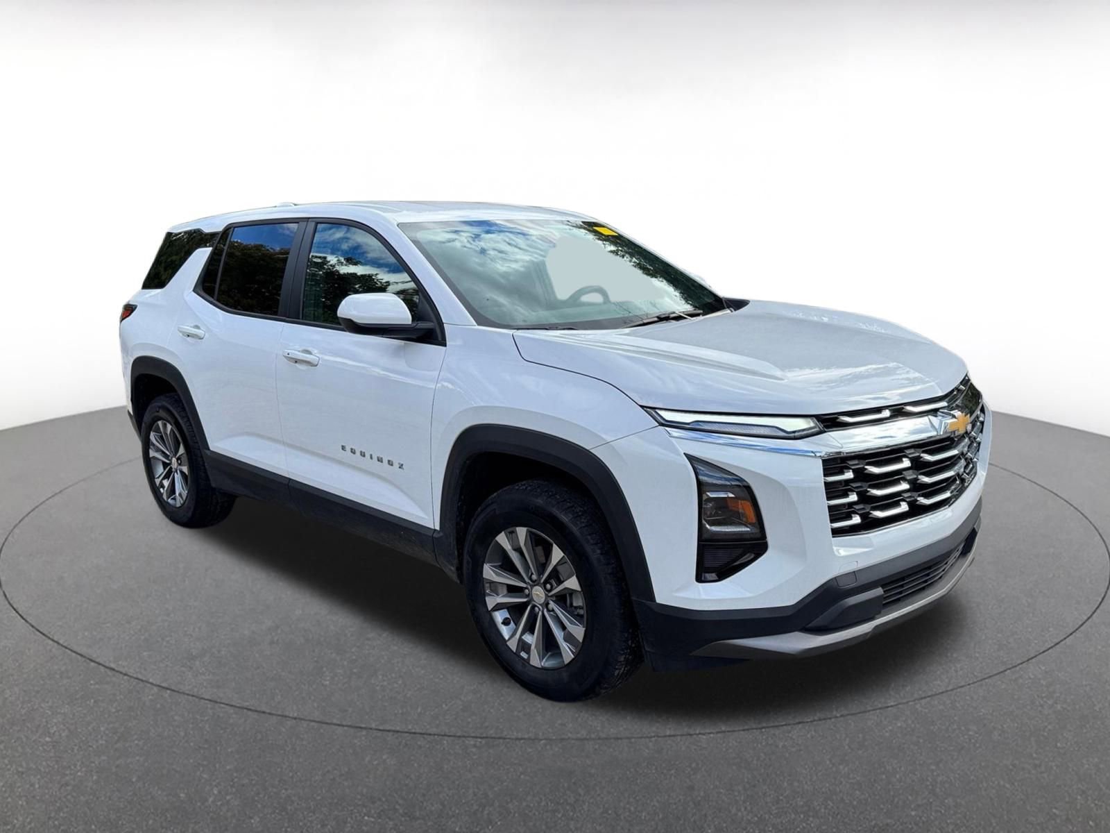 Used 2025 Chevrolet Equinox LT