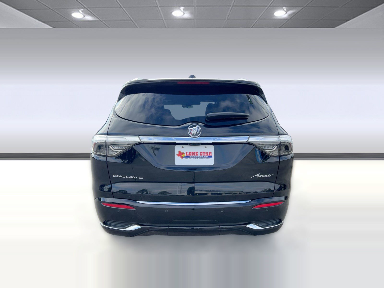 Used 2024 Buick Enclave Avenir w/ Avenir Technology Package image 9