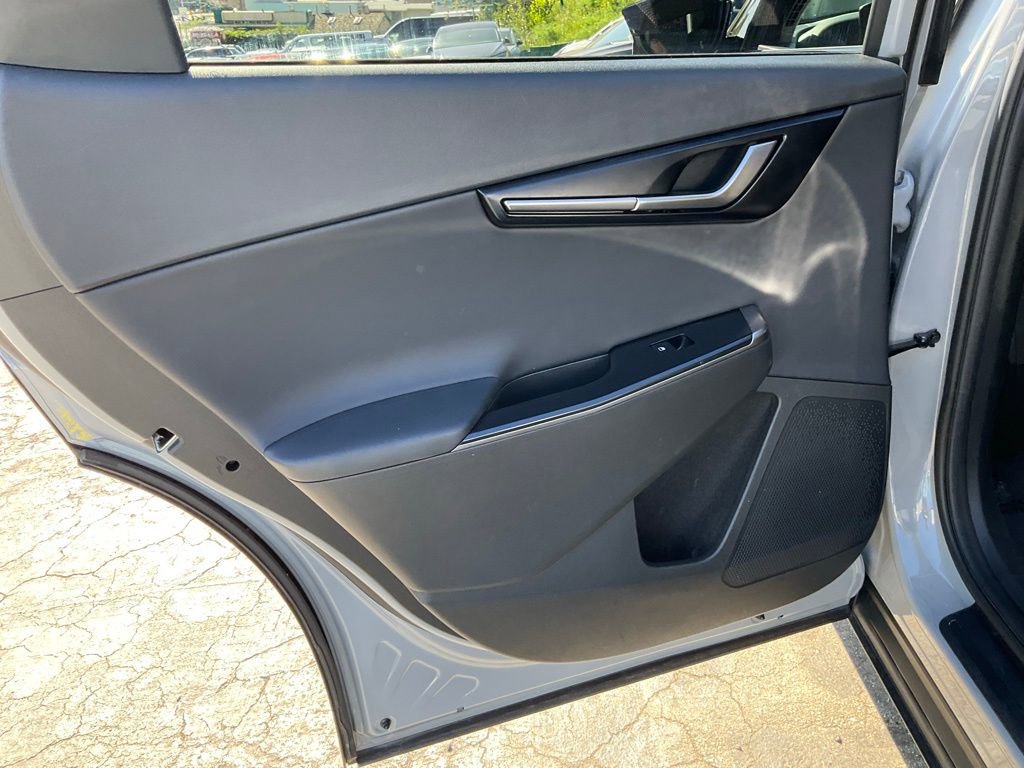 Used 2025 Kia EV6 Light image 32