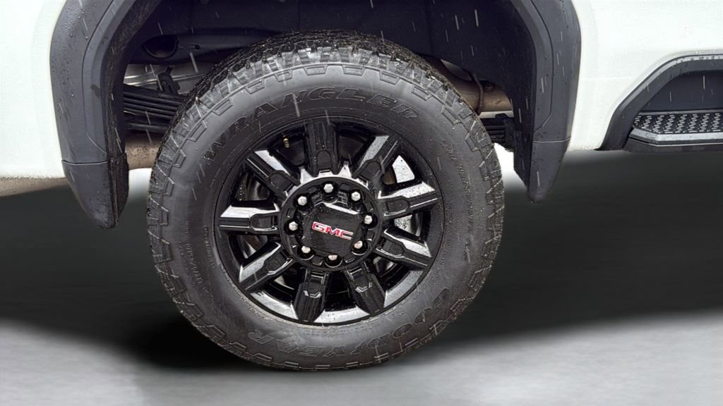 Used 2025 GMC Sierra 2500 AT4 w/ AT4 Premium Plus Package AWD/4WD image 22