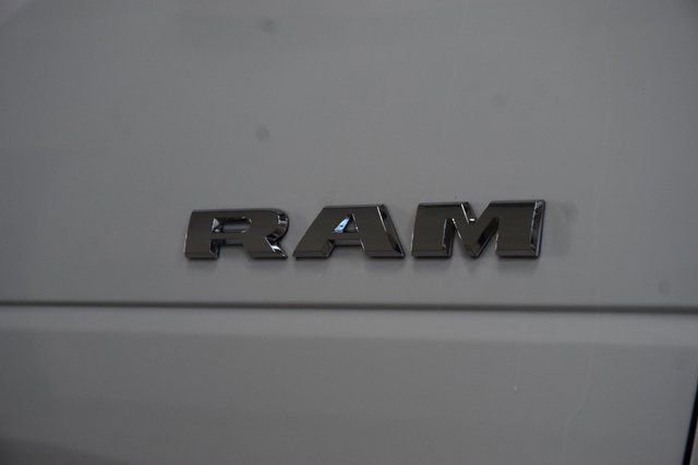 Used 2024 RAM 3500 SLT w/ Quick Order Package 2YG SLT AWD/4WD image 11