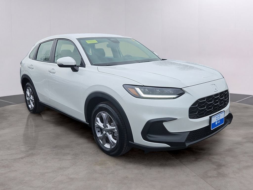 Used 2023 Honda HR-V LX image 3