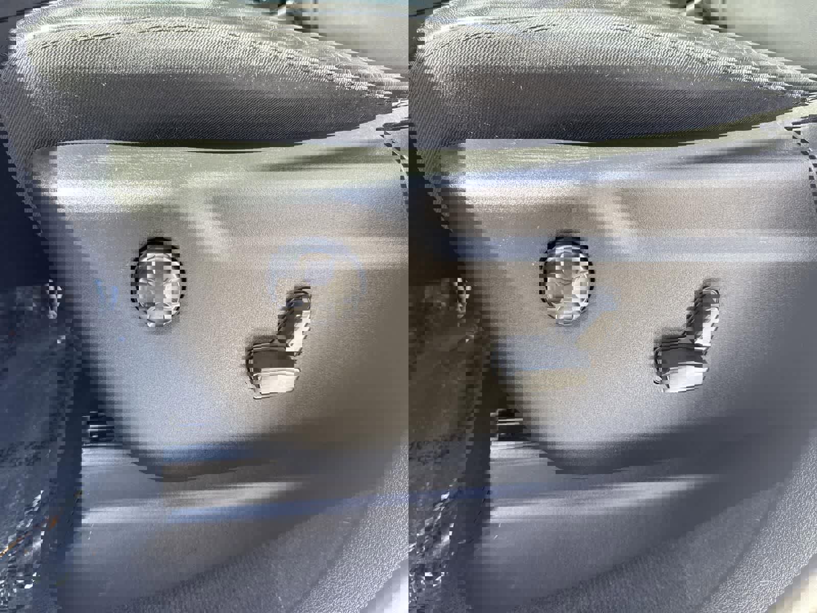 Used 2022 Jeep Grand Cherokee Limited image 24