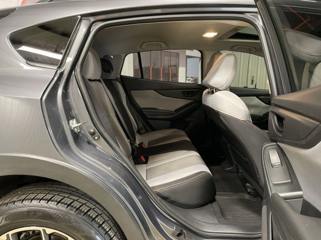 Used 2020 Subaru Crosstrek 2.0i Premium w/ Moonroof Package 2 AWD/4WD image 28