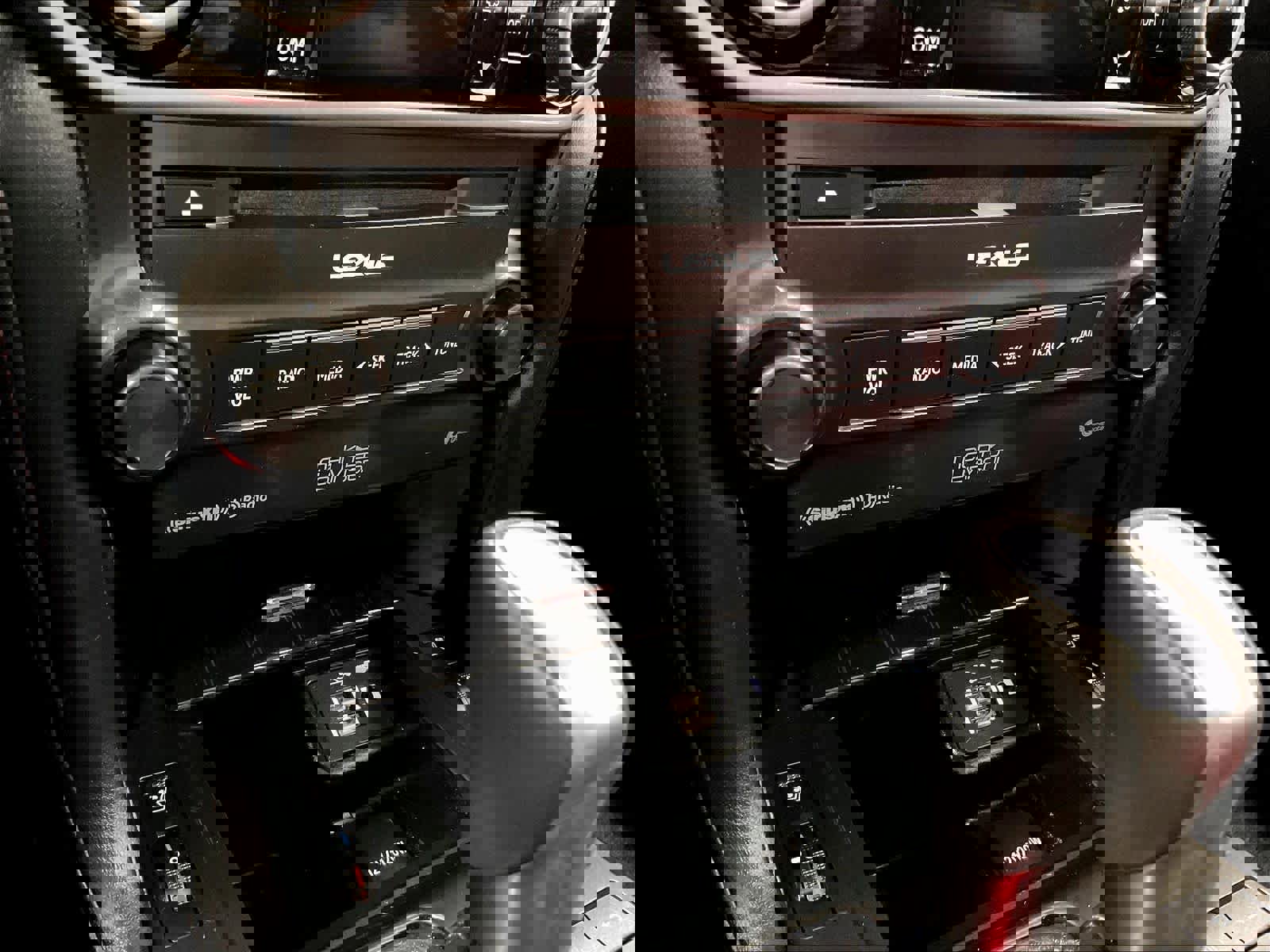 Used 2023 Lexus GX 460 Luxury w/ Sport Design Package image 26