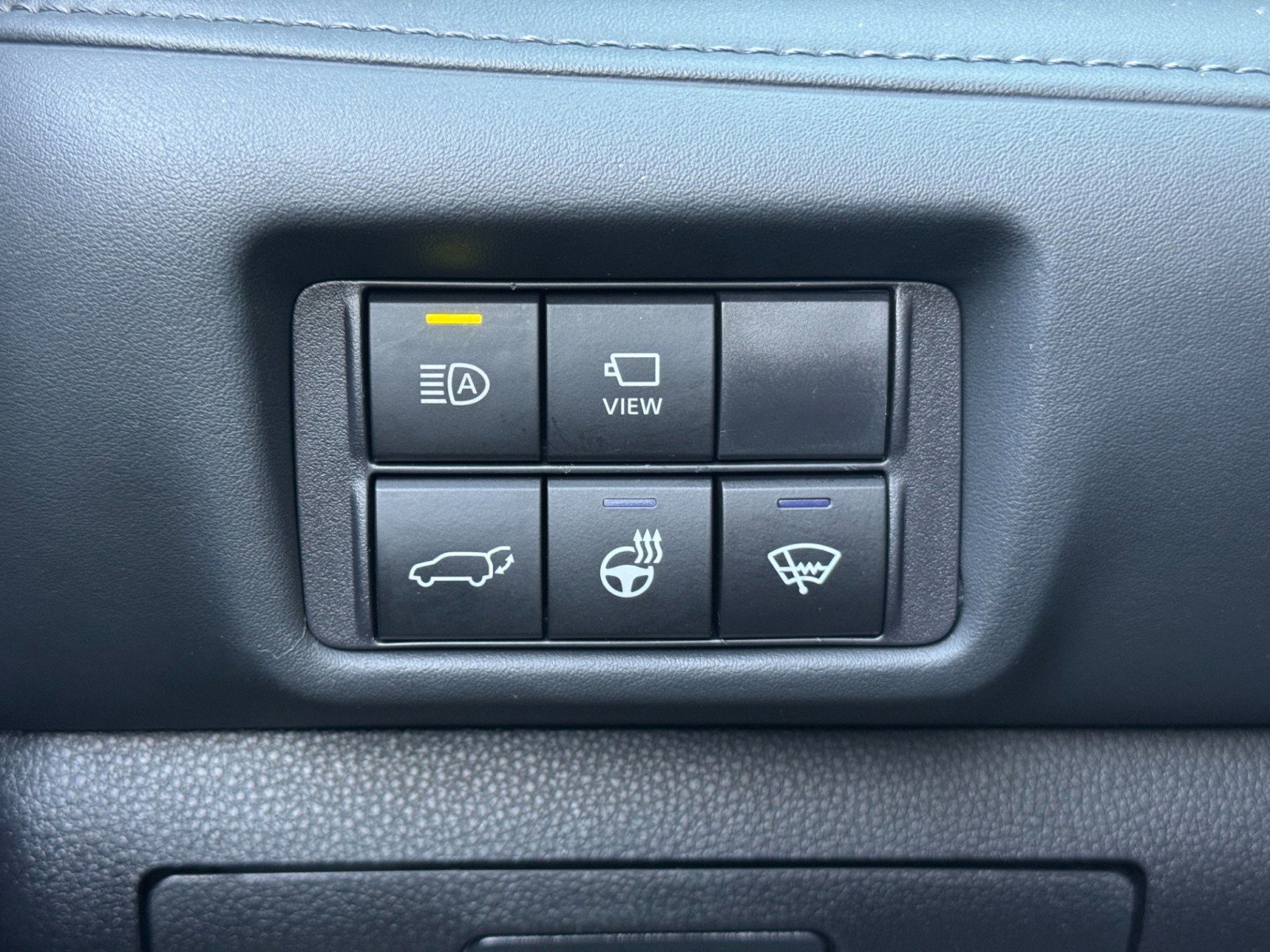 Used 2022 Toyota Highlander Platinum image 17