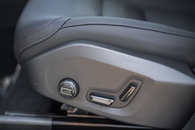 New 2027 Volvo XC90 B6 Plus AWD/4WD image 37