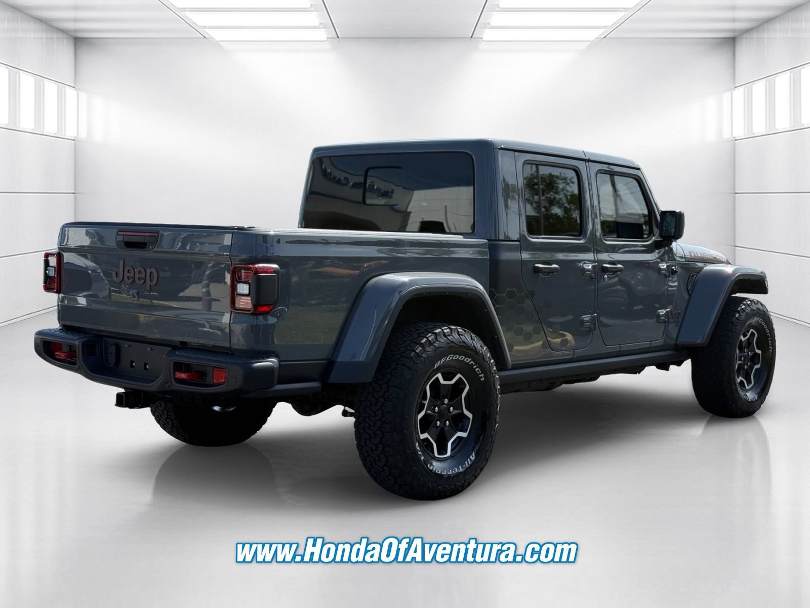 Used 2023 Jeep Gladiator Rubicon w/ LED Lighting Group AWD/4WD image 5