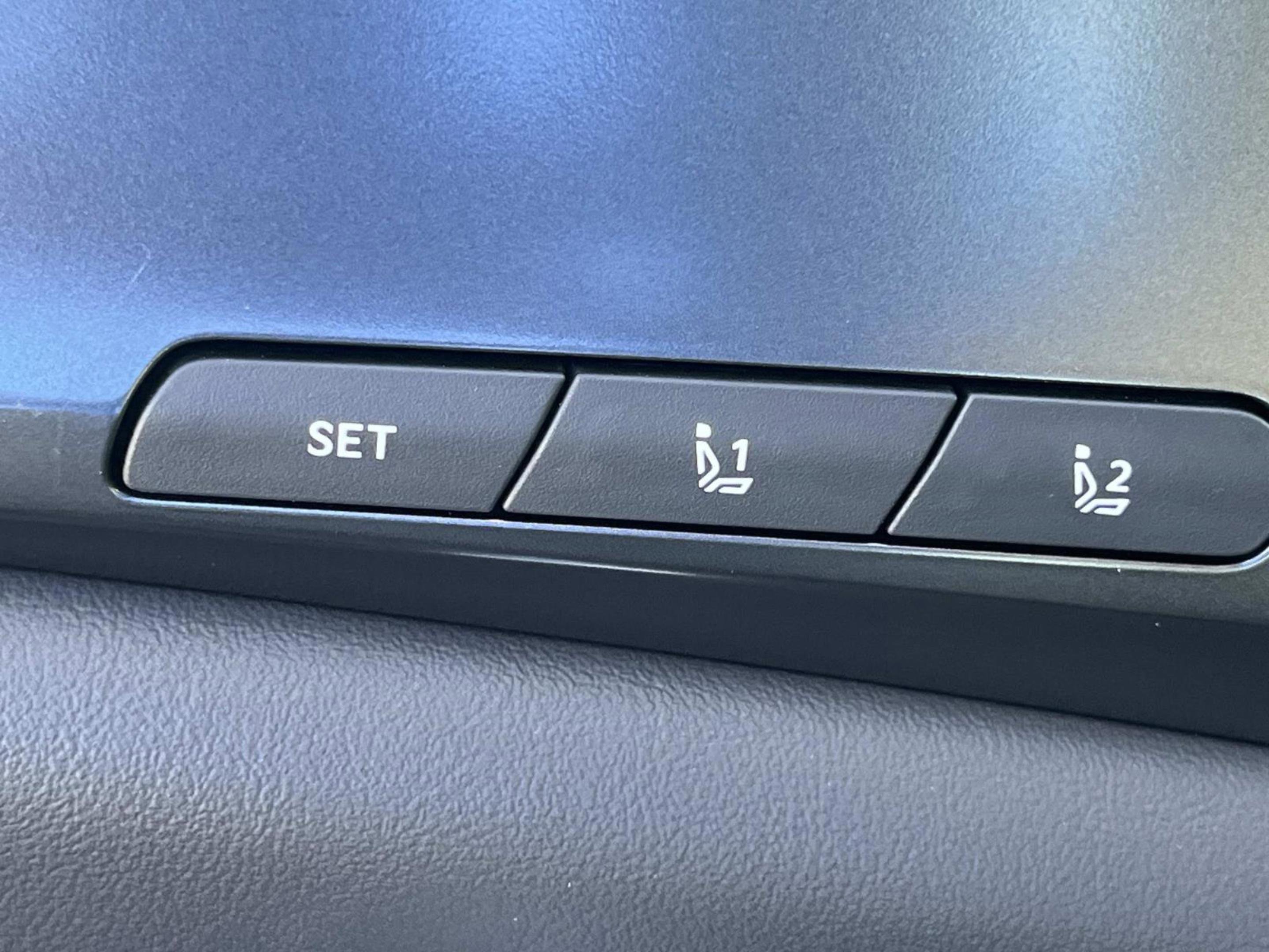 New 2026 Kia Carnival SX image 26
