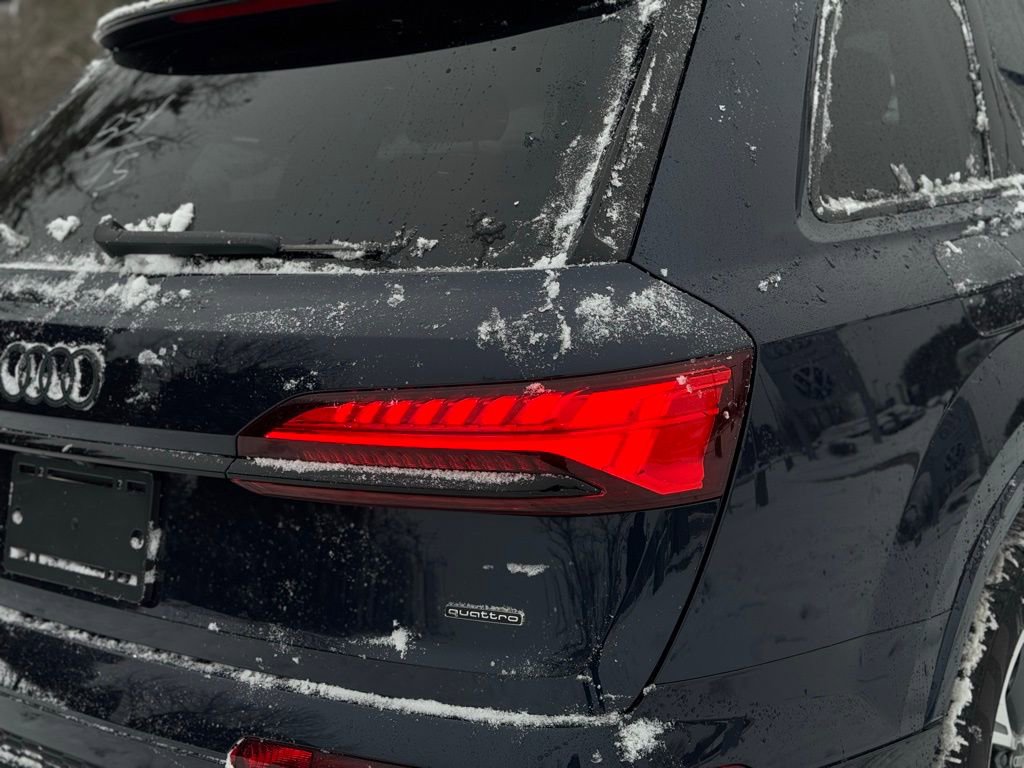 New 2026 Audi Q7 2.0T Premium image 11