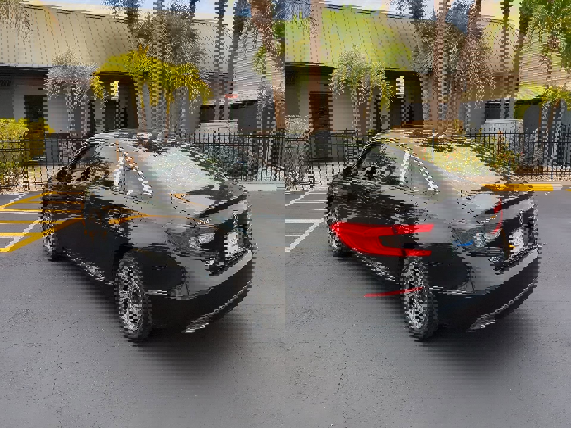 Used 2018 Honda Accord EX-L image 8