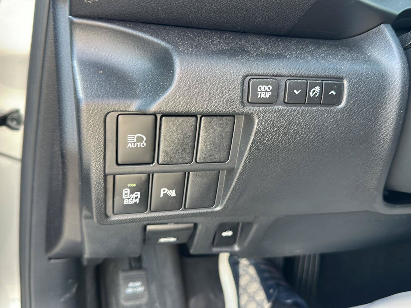 Used 2020 Lexus IS 300 AWD w/ Premium Package image 26