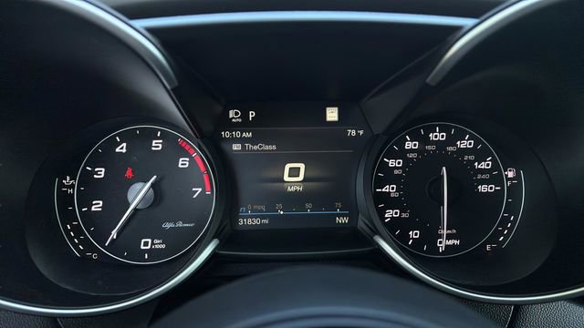 Used 2023 Alfa Romeo Giulia Estrema image 14