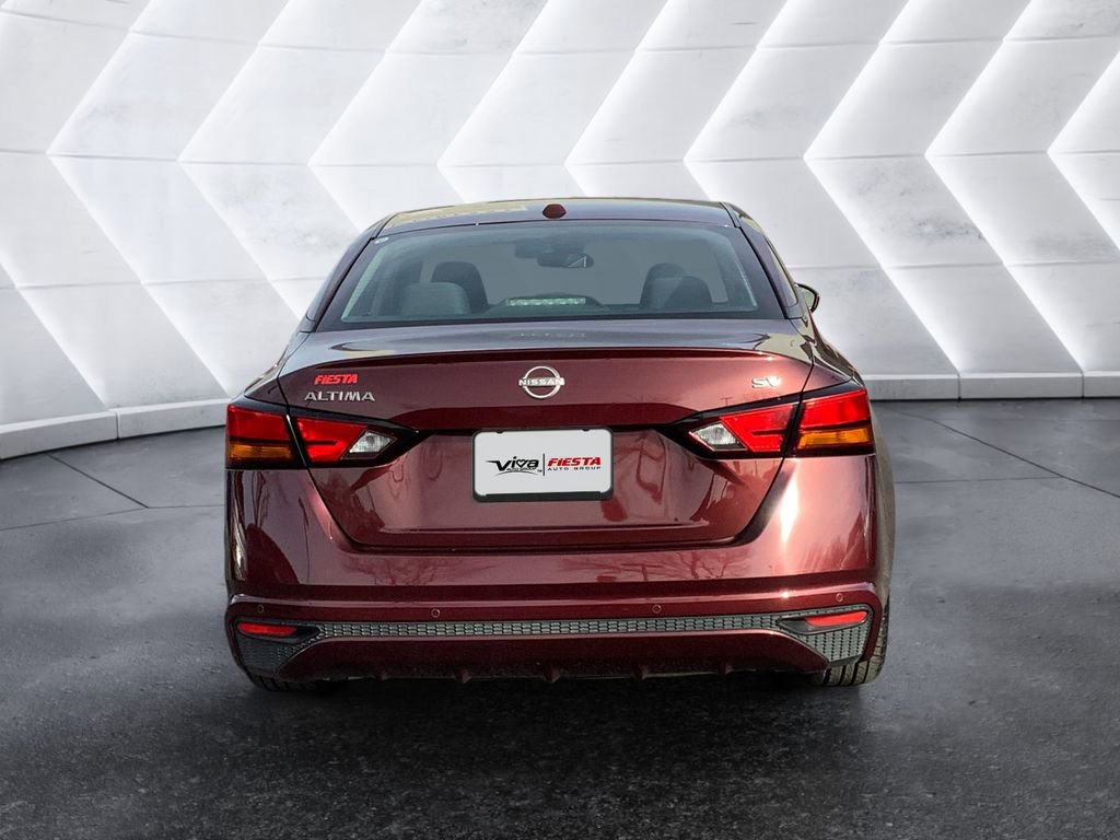 Used 2024 Nissan Altima 2.5 SV image 5