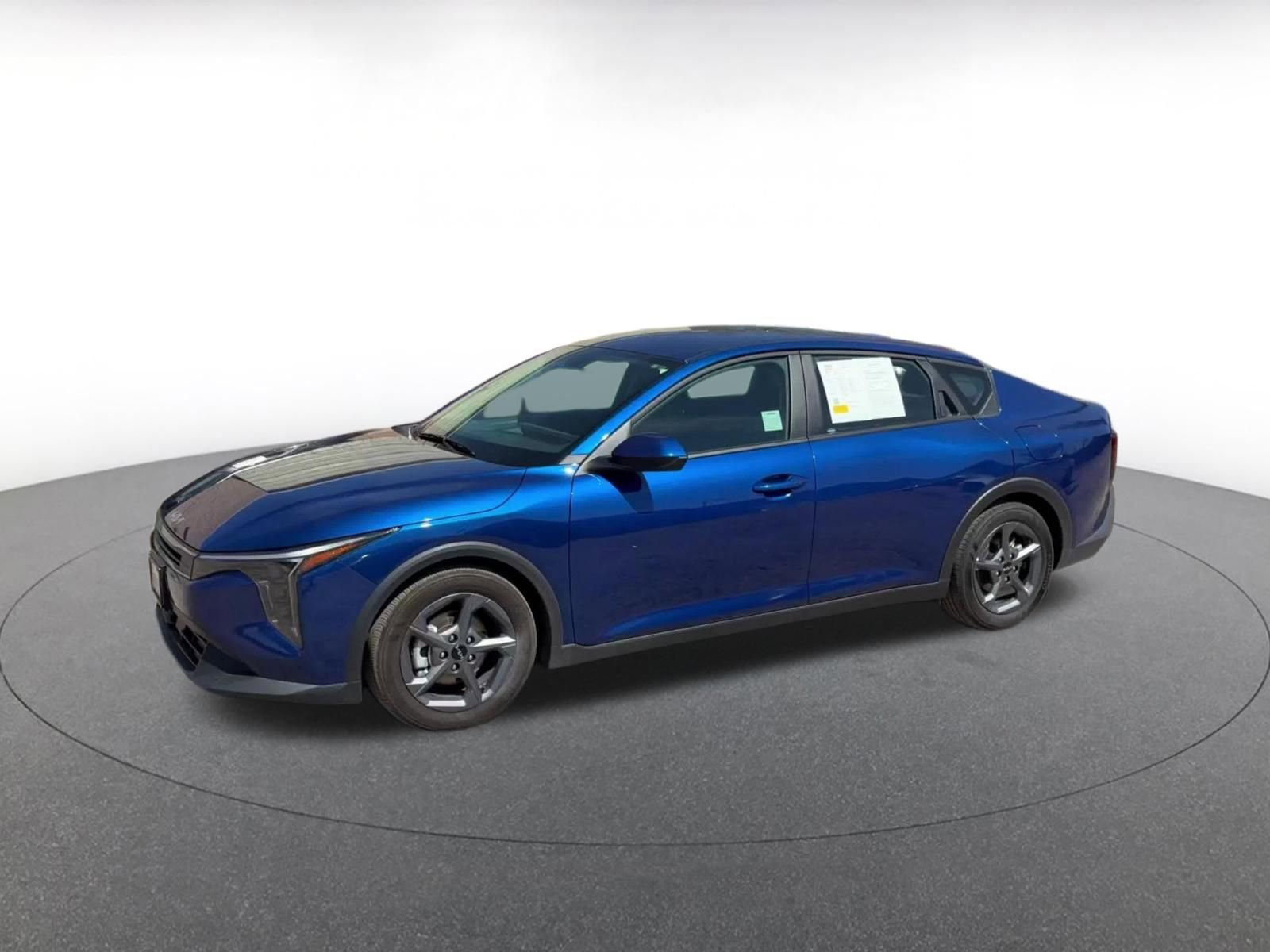 Used 2025 Kia K4 LXS image 8