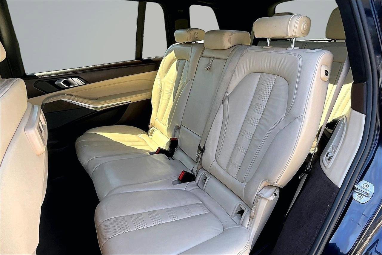 Used 2019 BMW X7 xDrive40i w/ Premium Package AWD/4WD image 22