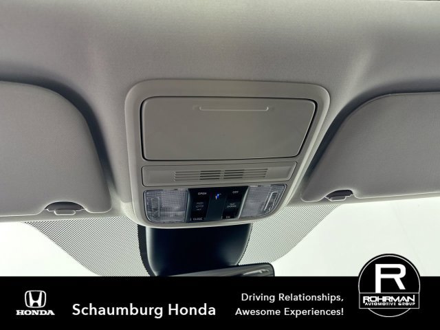 Certified 2026 Honda Odyssey Elite image 10