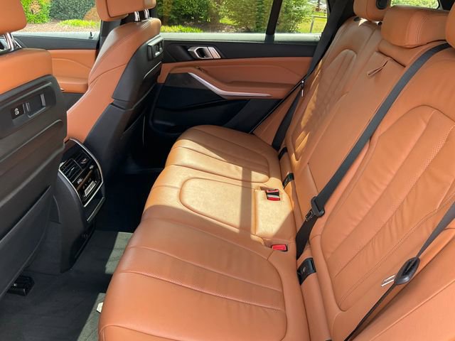 Used 2020 BMW X5 sDrive40i w/ Luxury Seating Package image 18