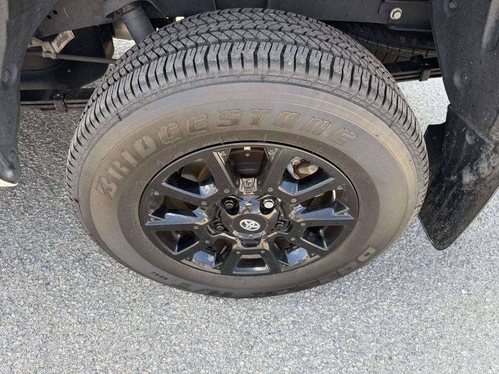 Used 2021 Toyota Tundra SR5 w/ SX Package RWD image 10