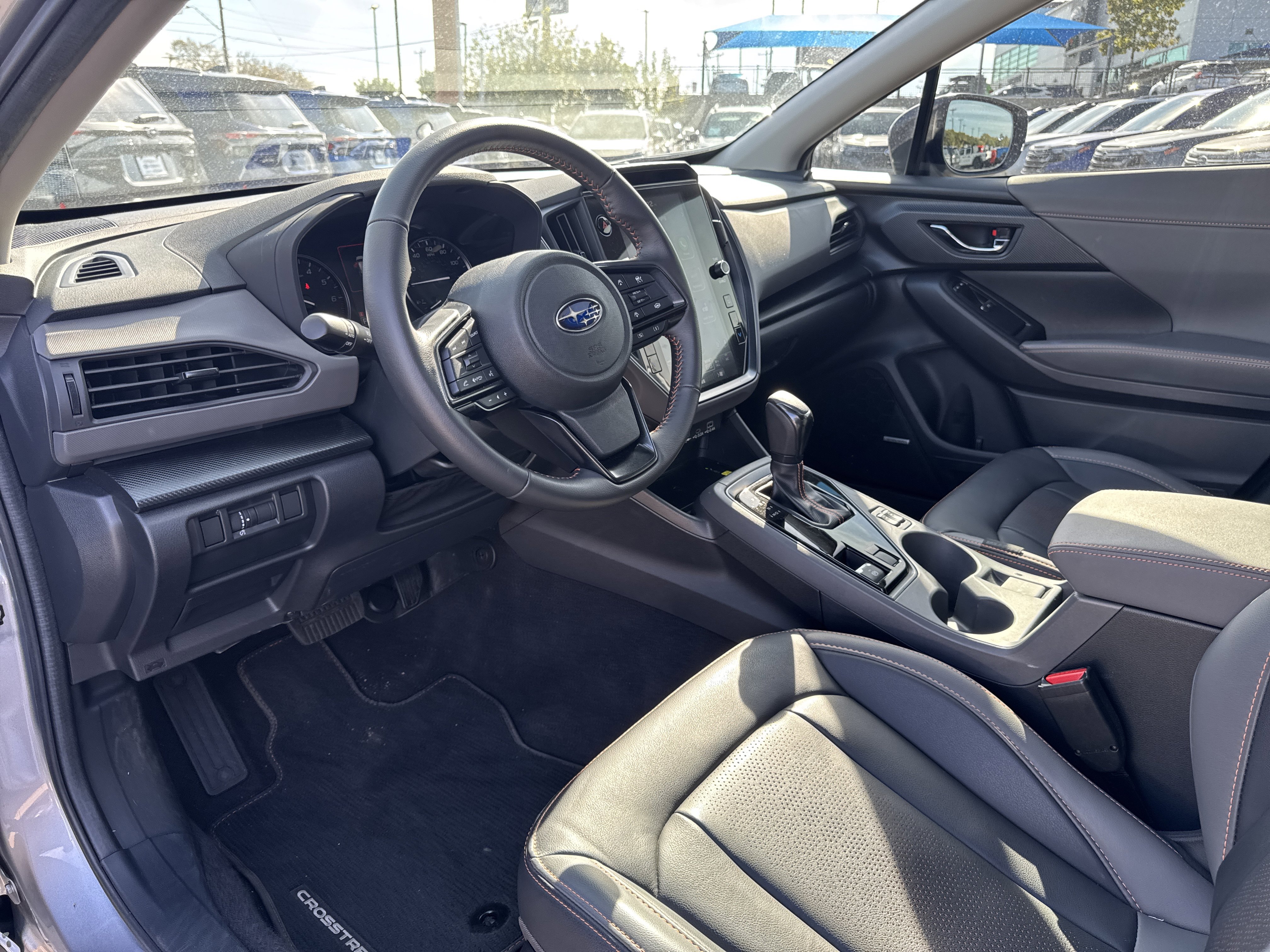 Certified 2025 Subaru Crosstrek 2.5i Limited w/ Crosstrek Mirror Package image 24