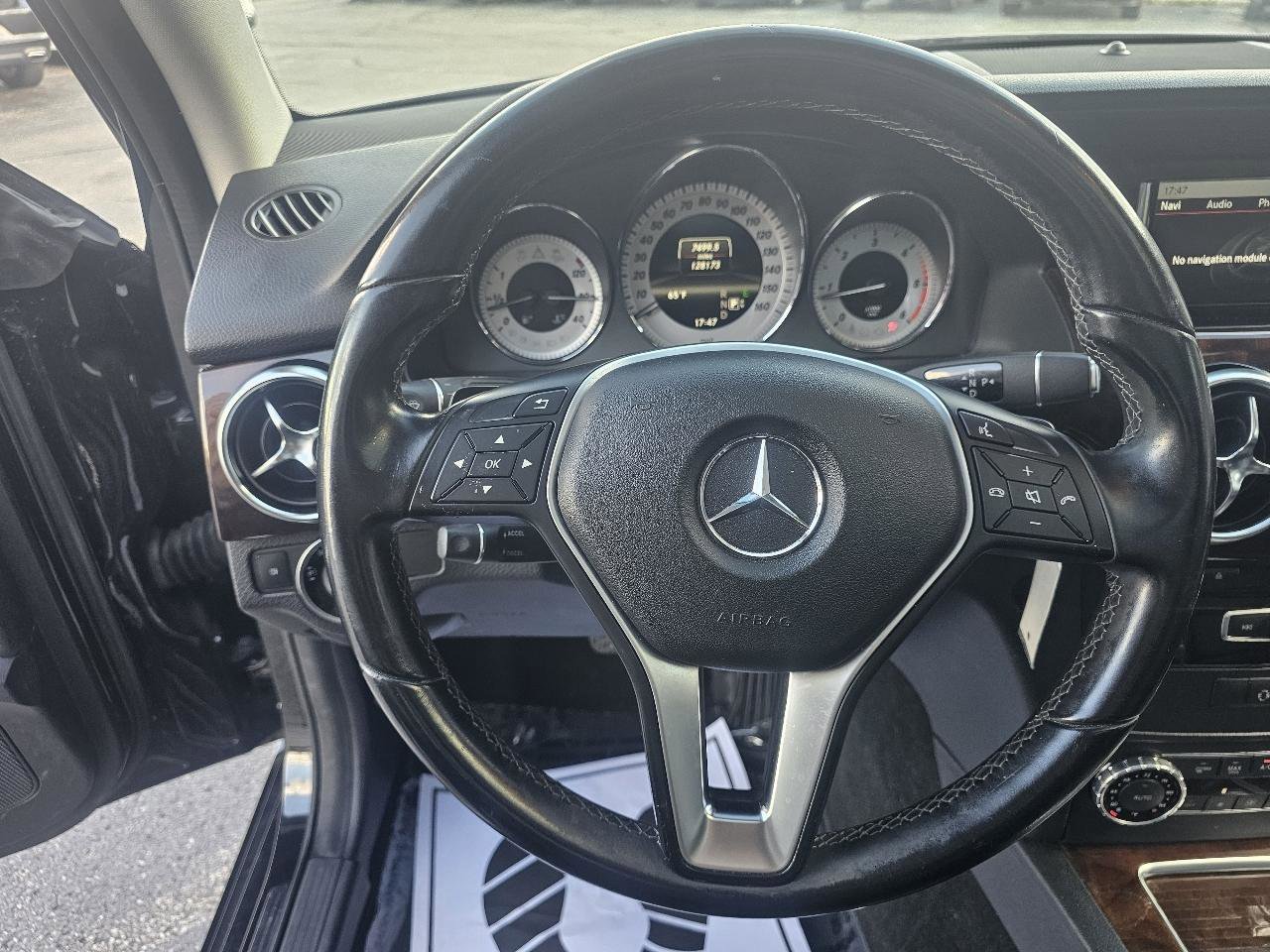 Used 2013 Mercedes-Benz GLK 250 BlueTEC 4MATIC image 22