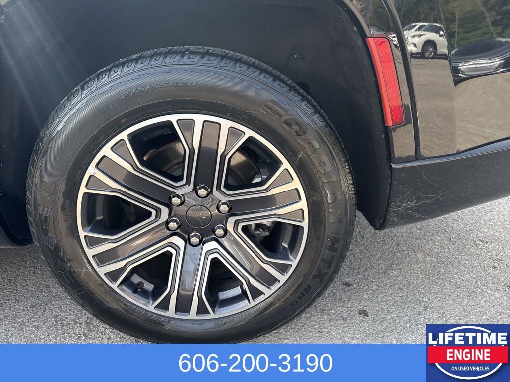 Used 2024 Jeep Wagoneer Series II w/ Flexible Seating Group image 9