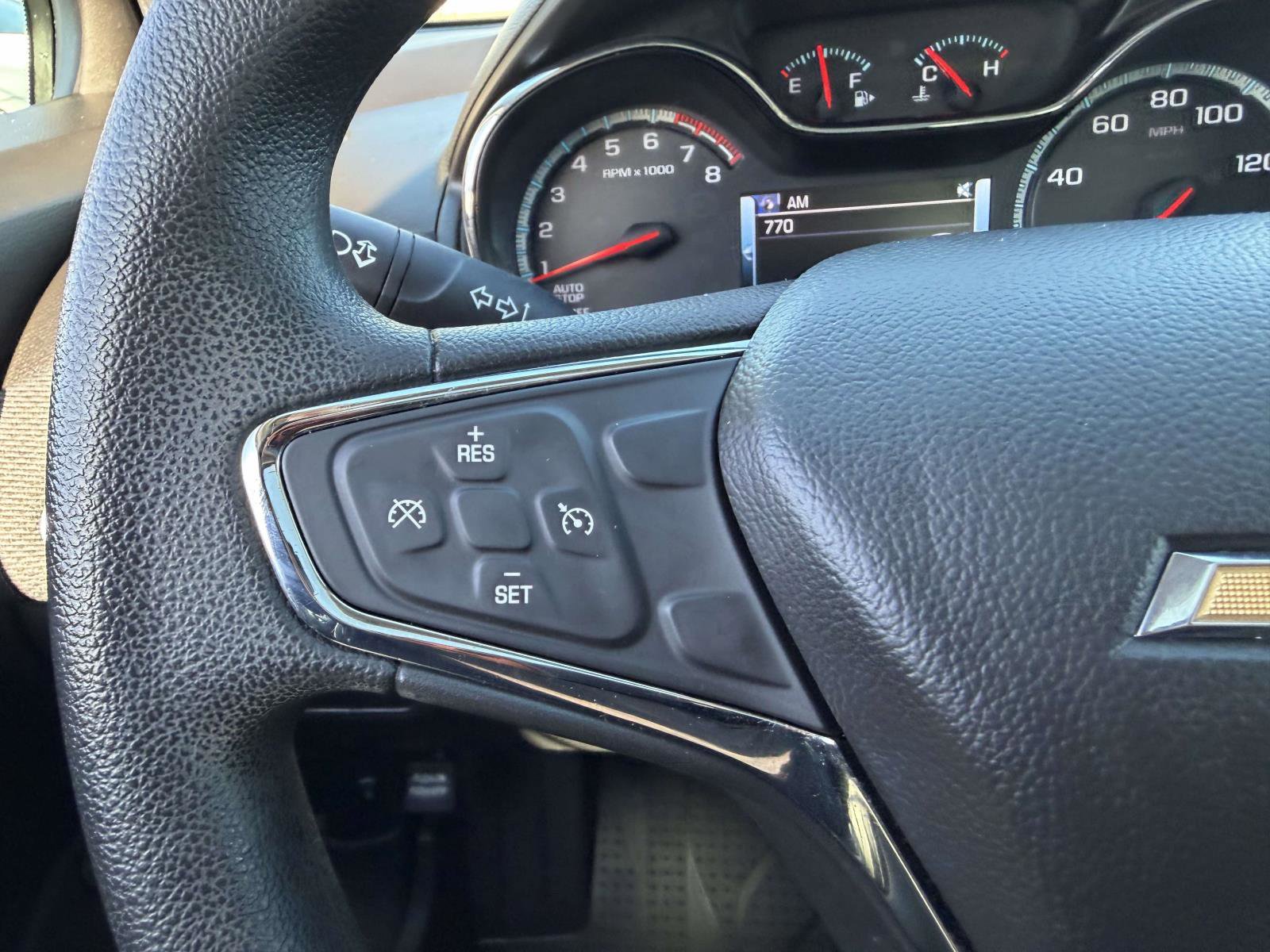 Used 2018 Chevrolet Cruze LT w/ Sun And Sound Package FWD image 26