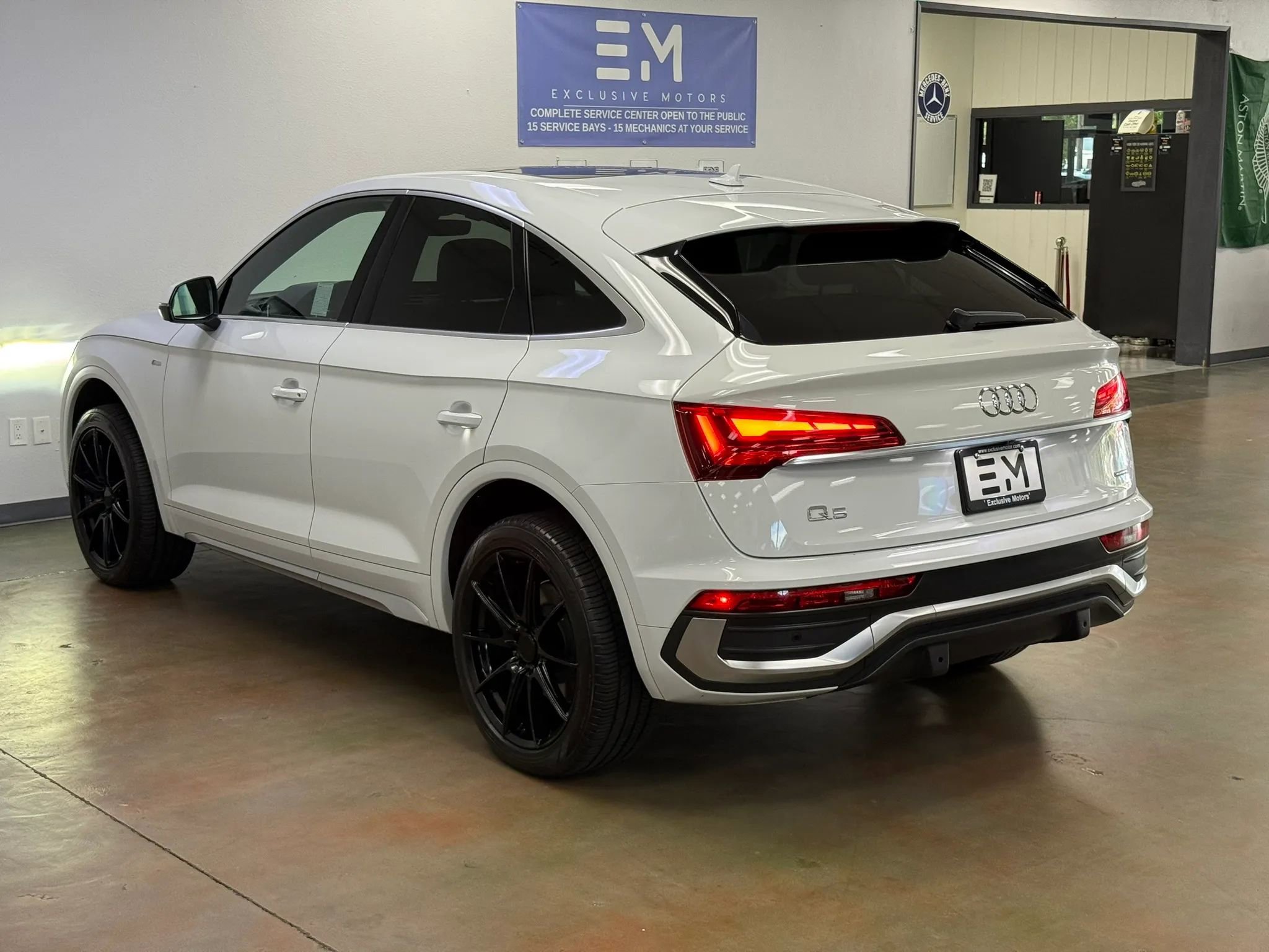 Used 2021 Audi Q5 2.0T Premium Plus w/ Premium Plus Package AWD/4WD image 5