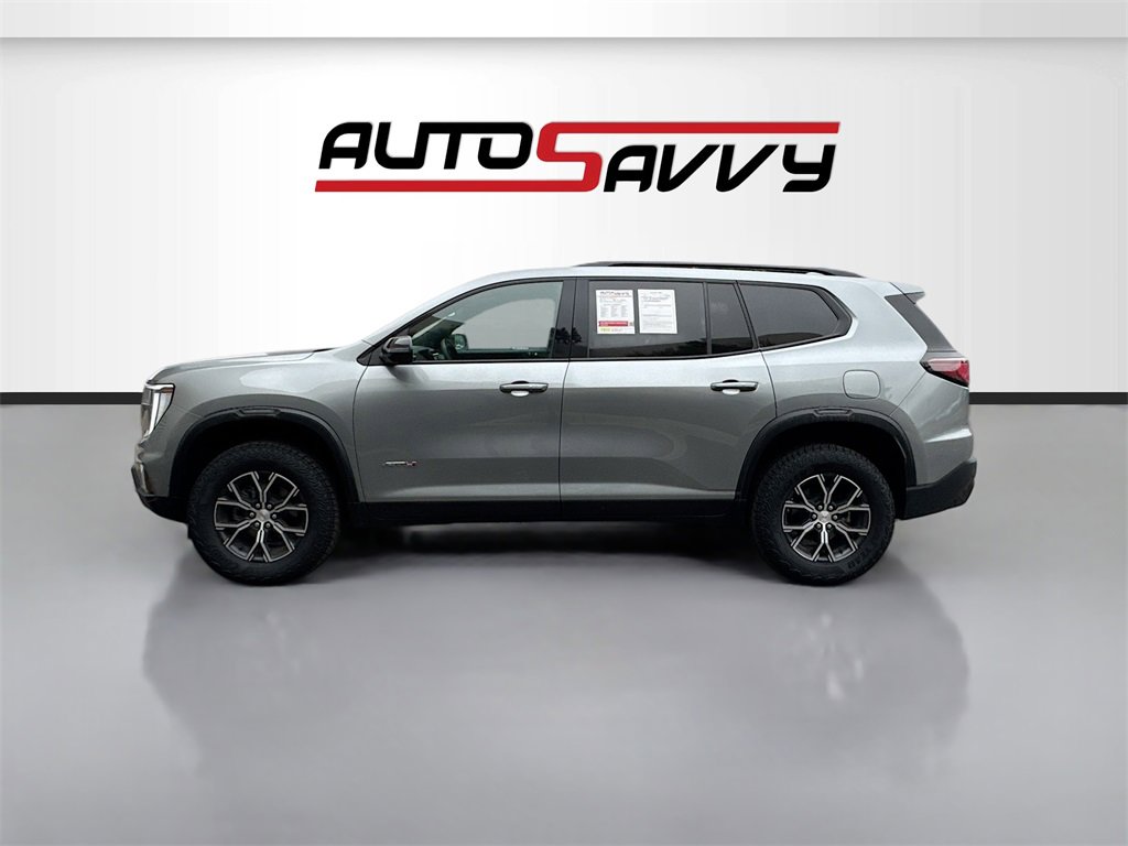 Used 2024 GMC Acadia AT4 w/ Luxury Package image 4