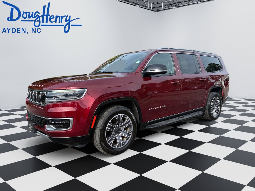 Used 2024 Jeep Wagoneer L Series II w/ Flexible Seating Group AWD/4WD image 1