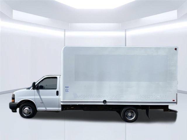 Used 2018 Chevrolet Express 3500 Extended RWD image 9
