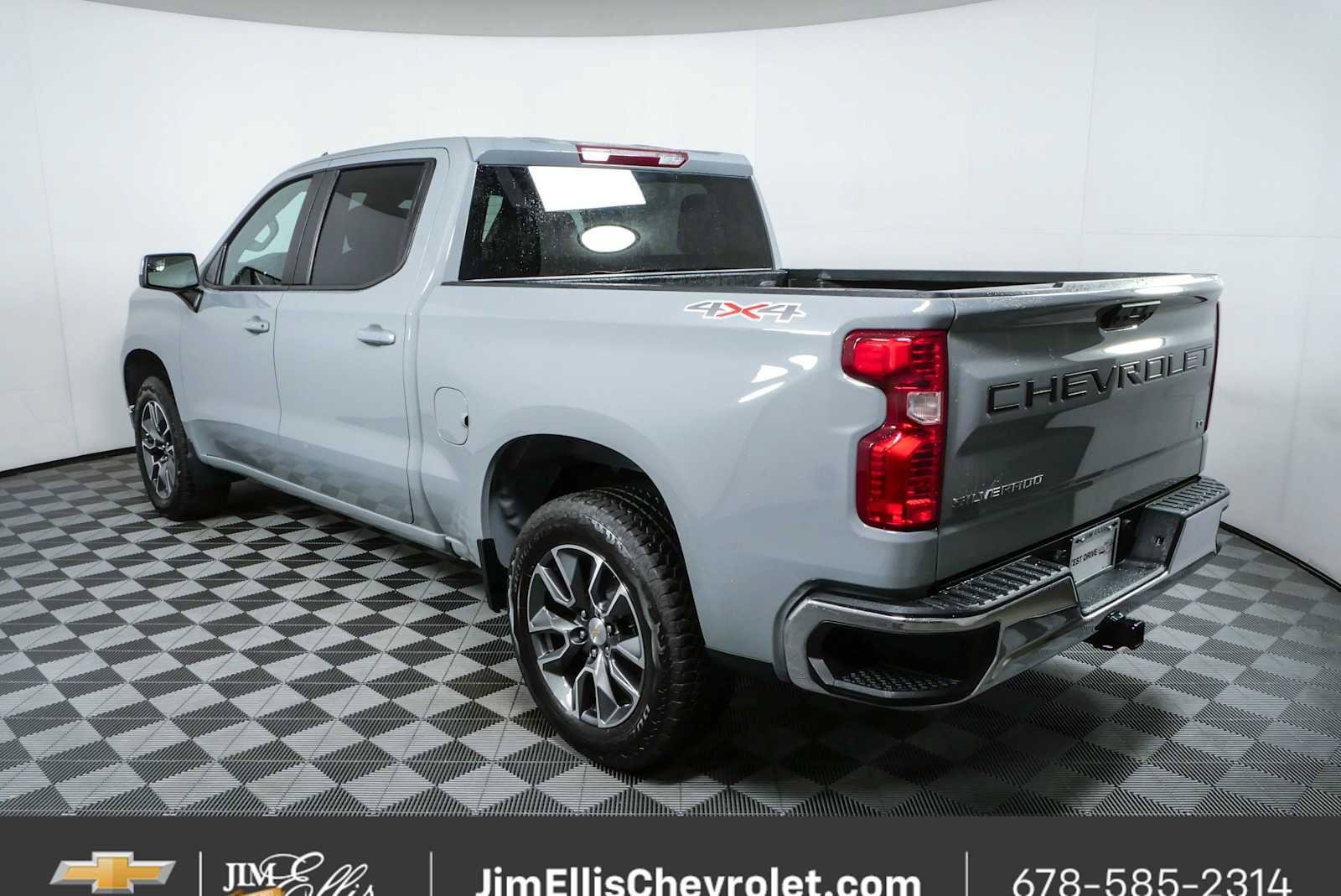Certified 2024 Chevrolet Silverado 1500 LT AWD/4WD image 26