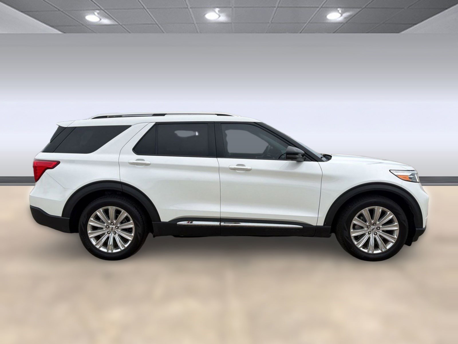 Used 2023 Ford Explorer Limited w/ Limited Technology Package RWD image 7