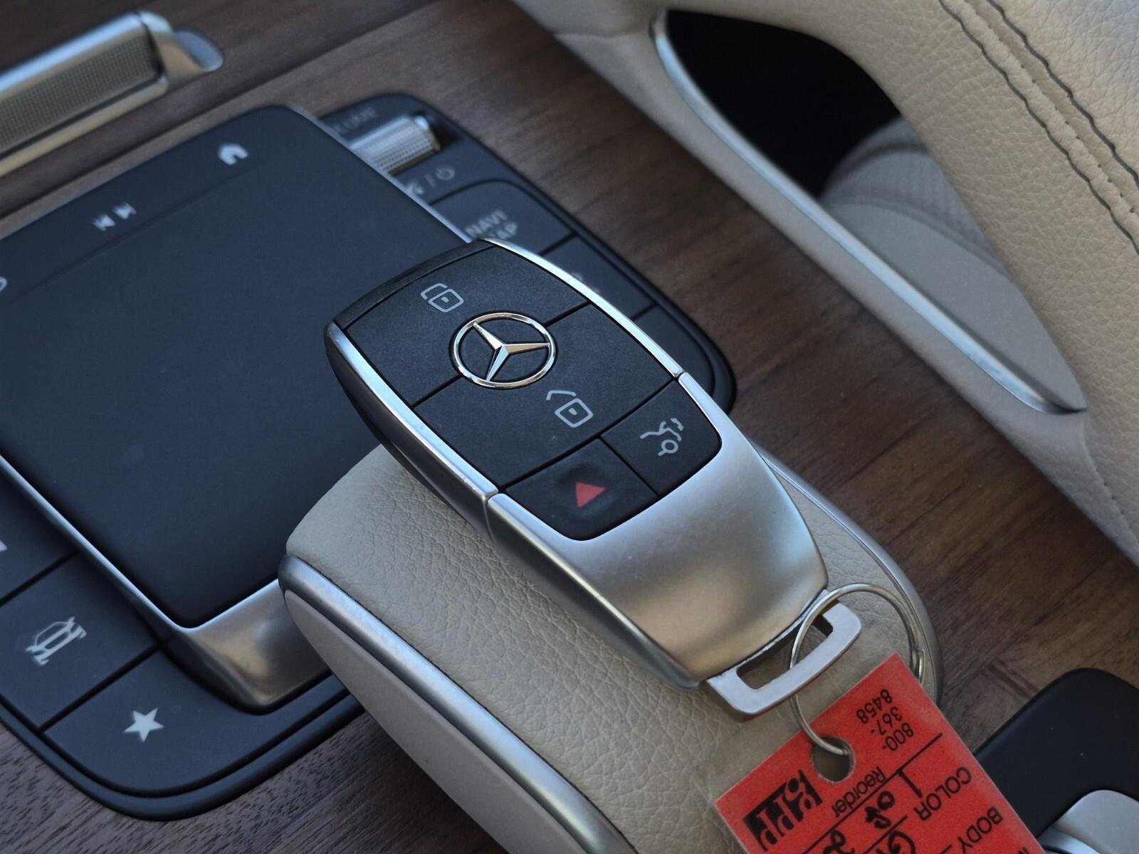 Used 2024 Mercedes-Benz GLS 450 4MATIC image 38