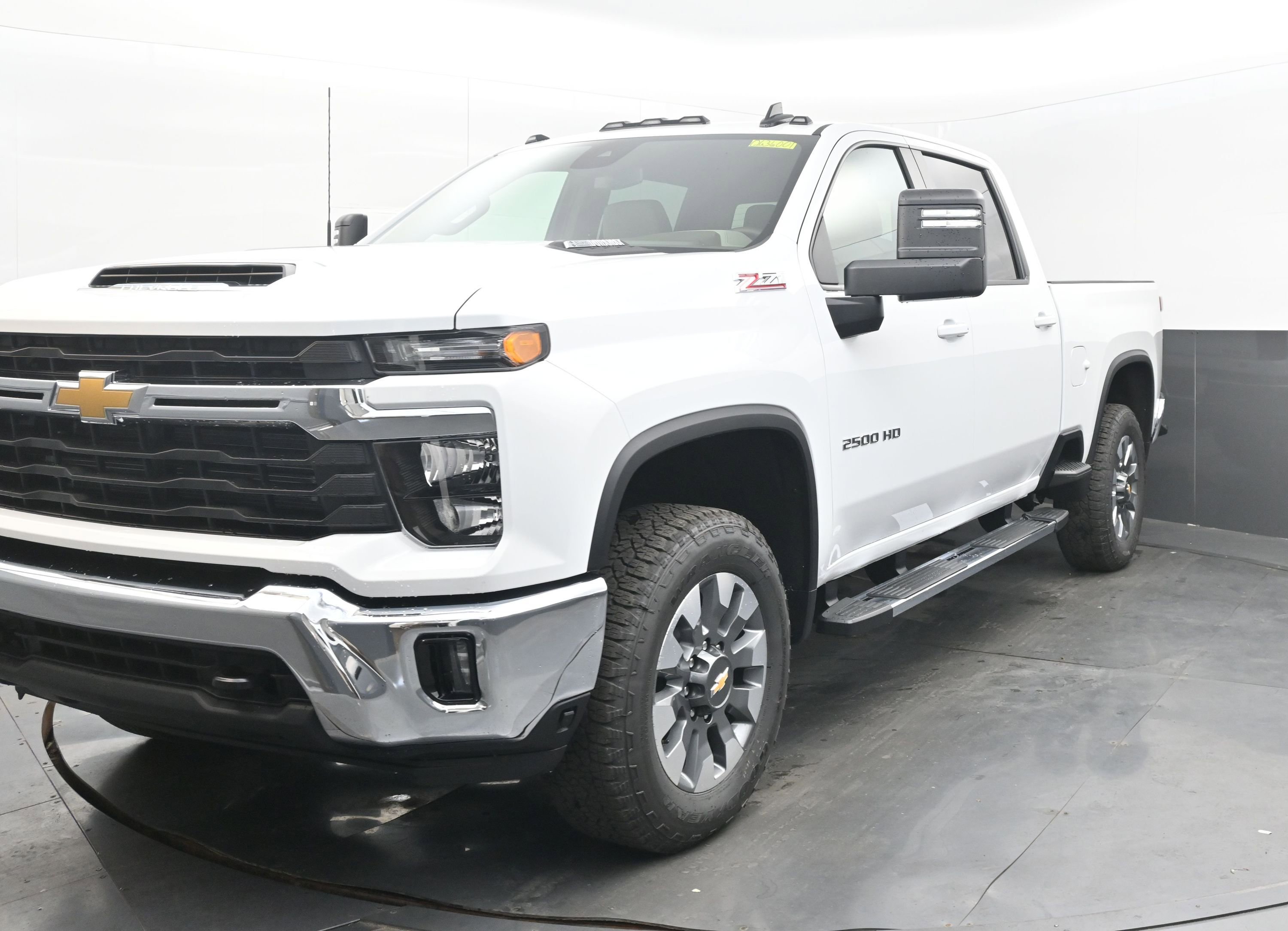 New 2026 Chevrolet Silverado 2500 LT image 4