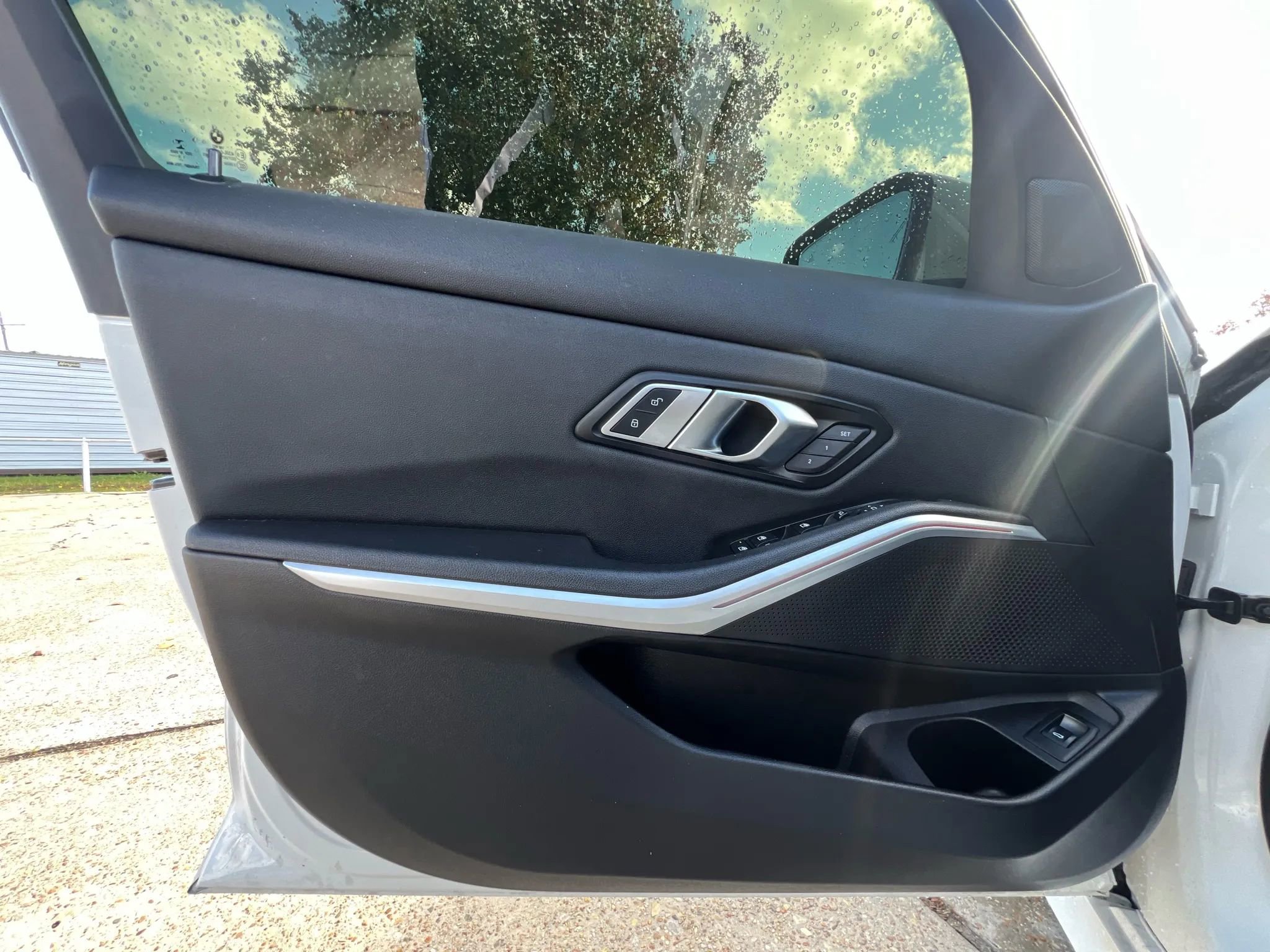 Used 2020 BMW 330i xDrive 330i xDrive Sedan 4D w/ Convenience Package image 9