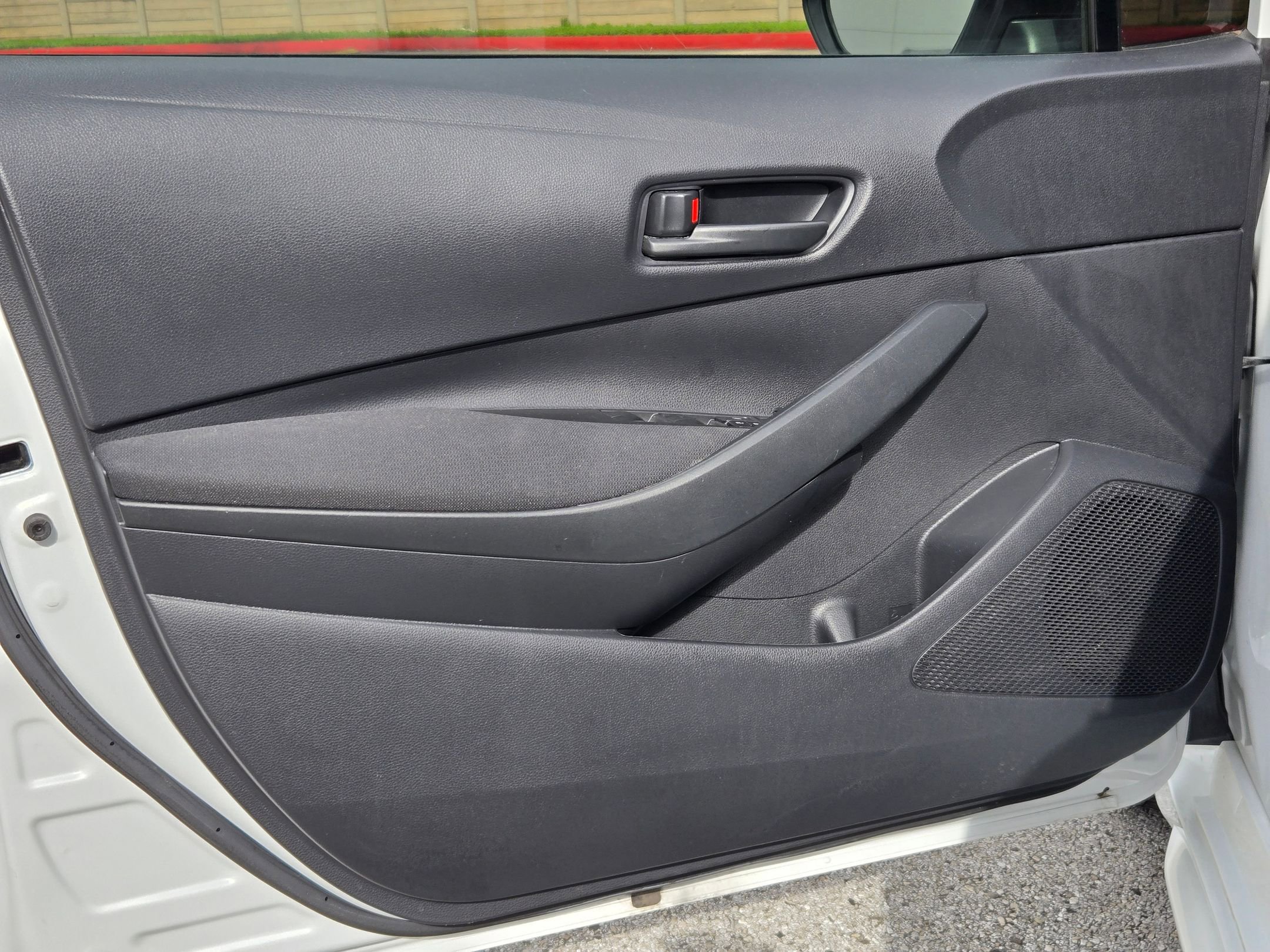 Used 2024 Toyota Corolla LE FWD image 9