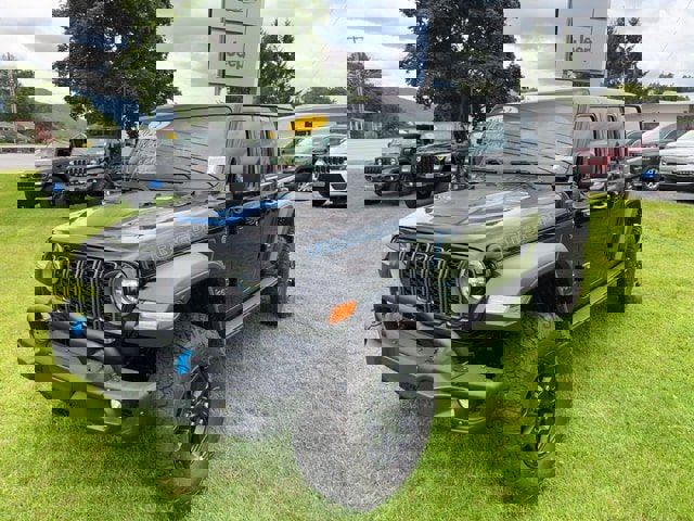 New 2023 Jeep Wrangler Unlimited Rubicon 4xe