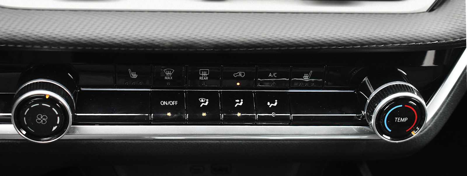 New 2026 Chevrolet Equinox LT image 18