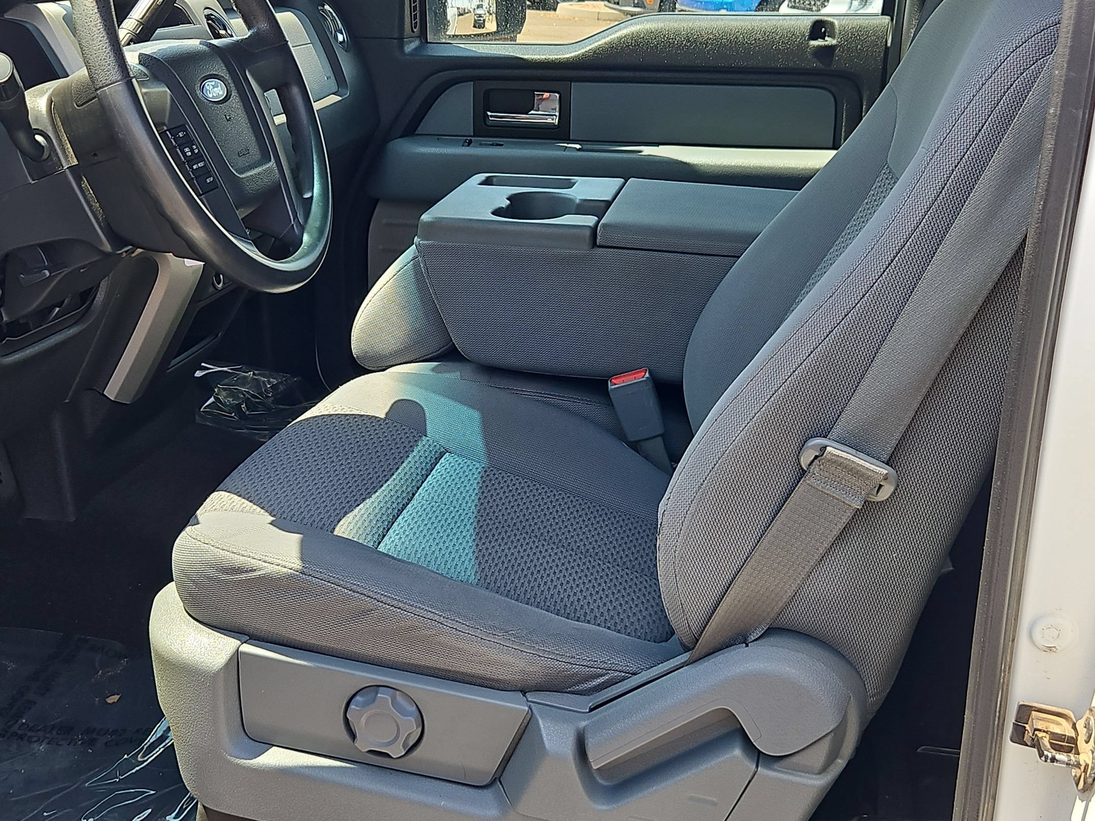 Used 2012 Ford F150 XLT w/ HD Payload Pkg AWD/4WD image 19