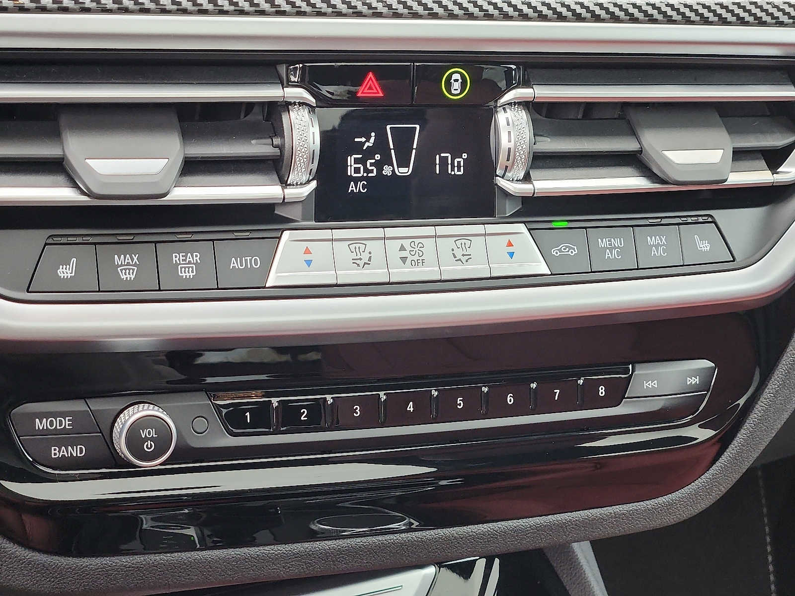 Used 2024 BMW X3 M40i w/ Premium Package image 16