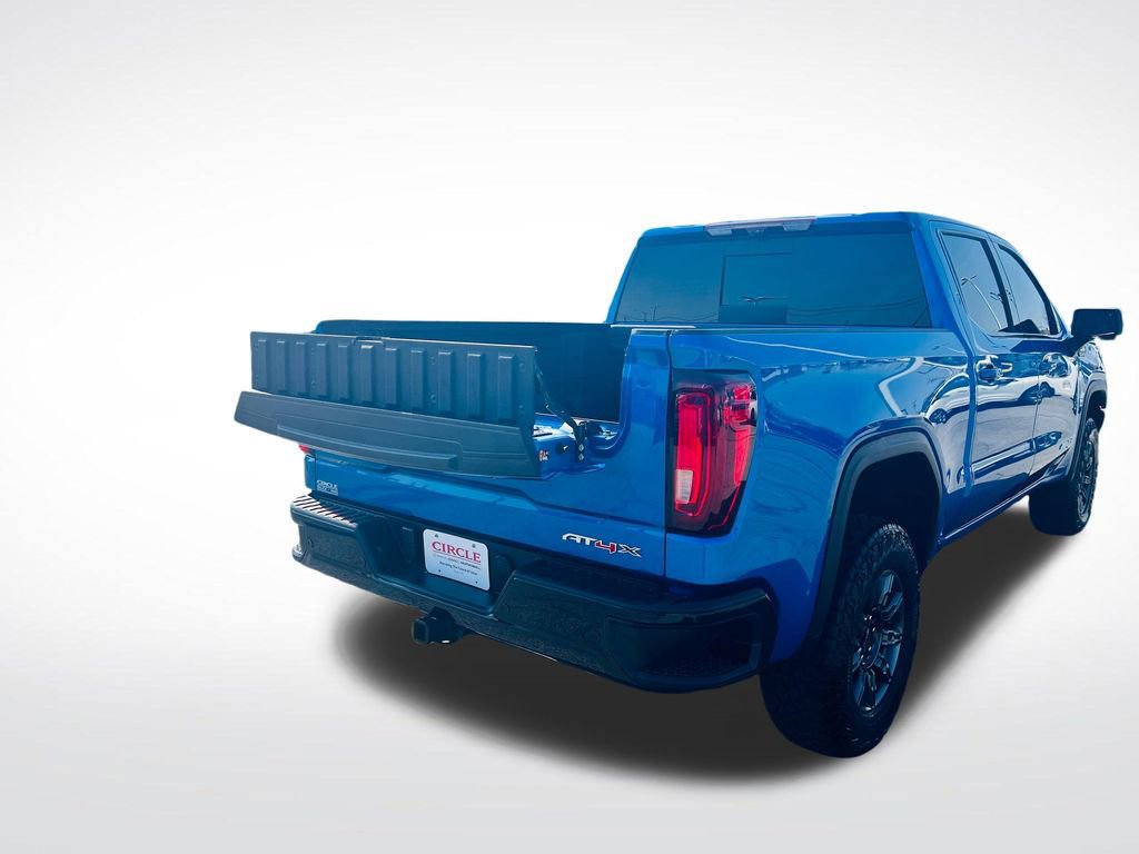 Used 2024 GMC Sierra 1500 AT4X image 9