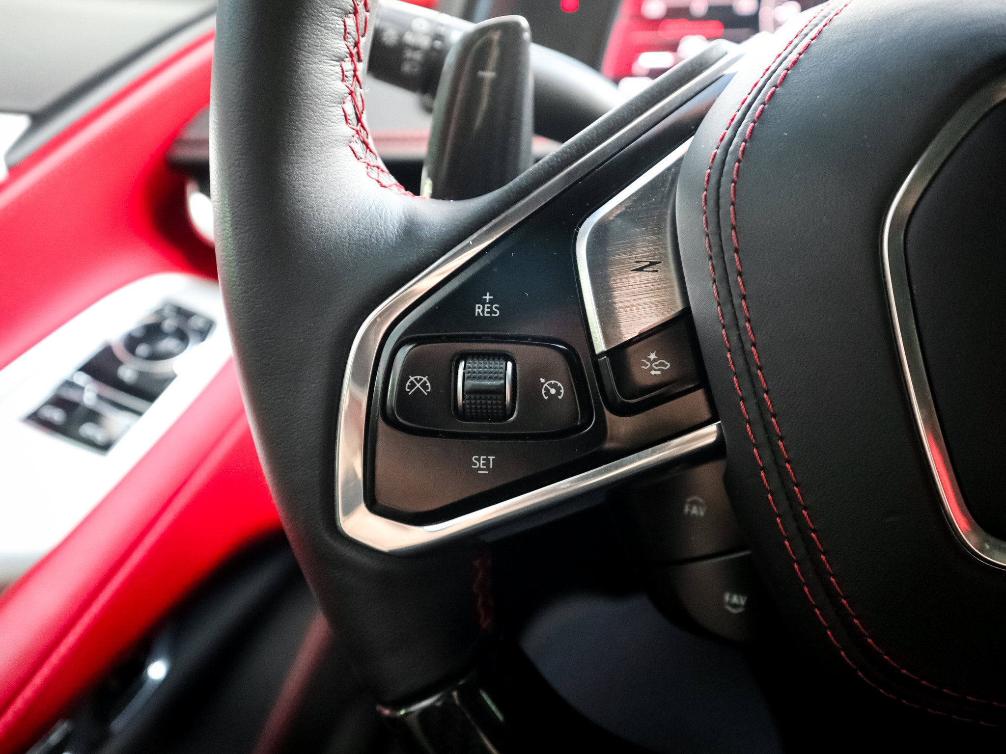 Used 2024 Chevrolet Corvette Z06 RWD image 19