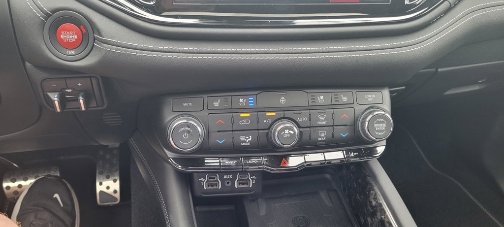 Used 2024 Dodge Durango SRT AWD/4WD image 26