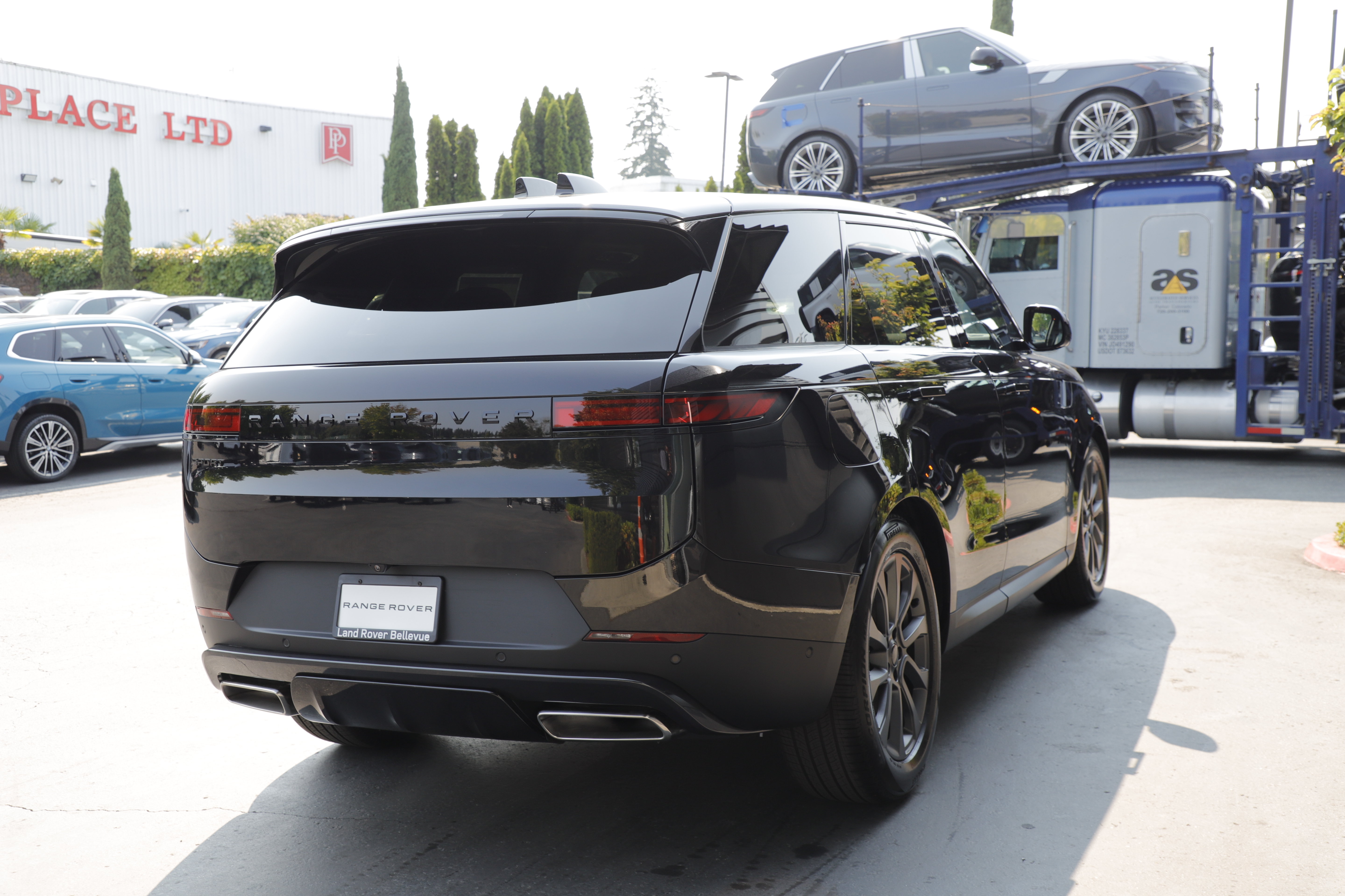 New 2026 Land Rover Range Rover Sport SE AWD/4WD image 10