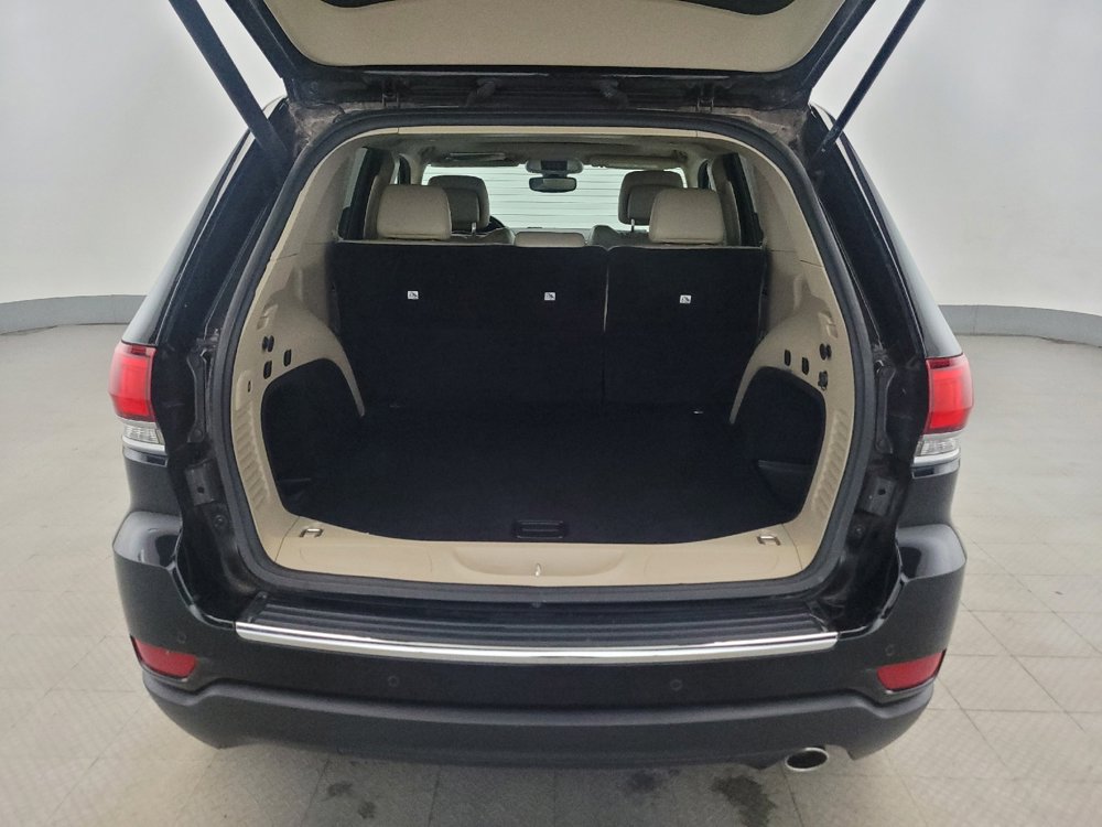 Used 2020 Jeep Grand Cherokee Limited AWD/4WD image 29