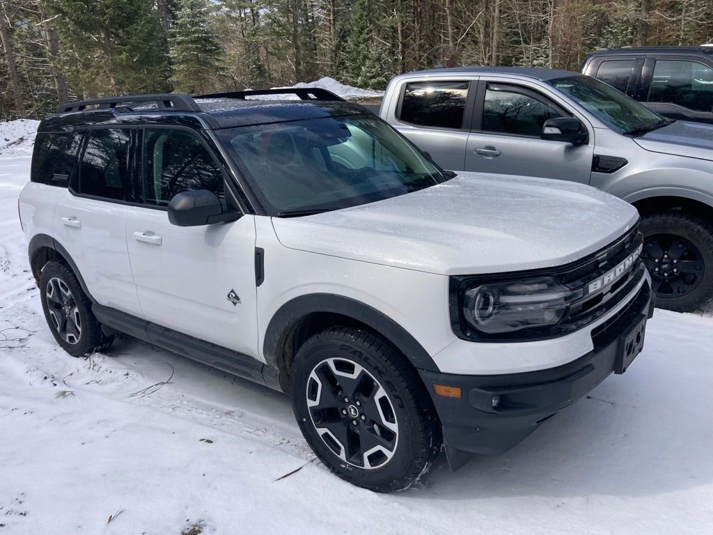 Used 2022 Ford Bronco Sport Outer Banks w/ Tech Package image 1