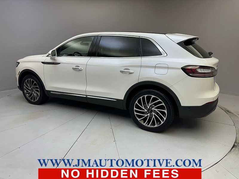 Used 2019 Lincoln Nautilus Reserve AWD/4WD image 3