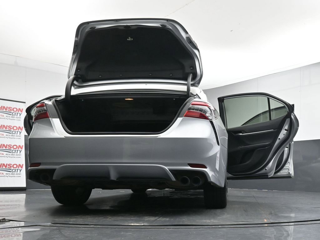 Used 2021 Toyota Camry XSE image 45