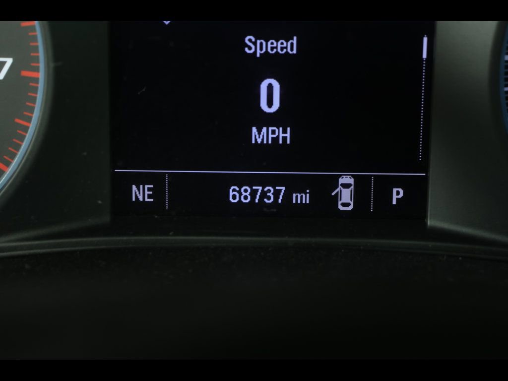 Used 2022 Chevrolet Malibu LT image 24